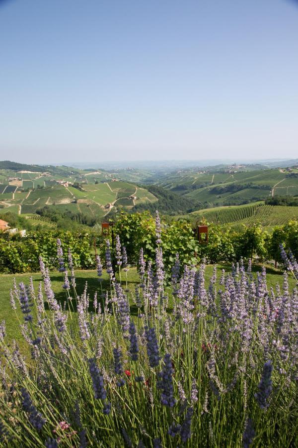 Agriturismo La Torricella Monforte D'Alba Exterior photo